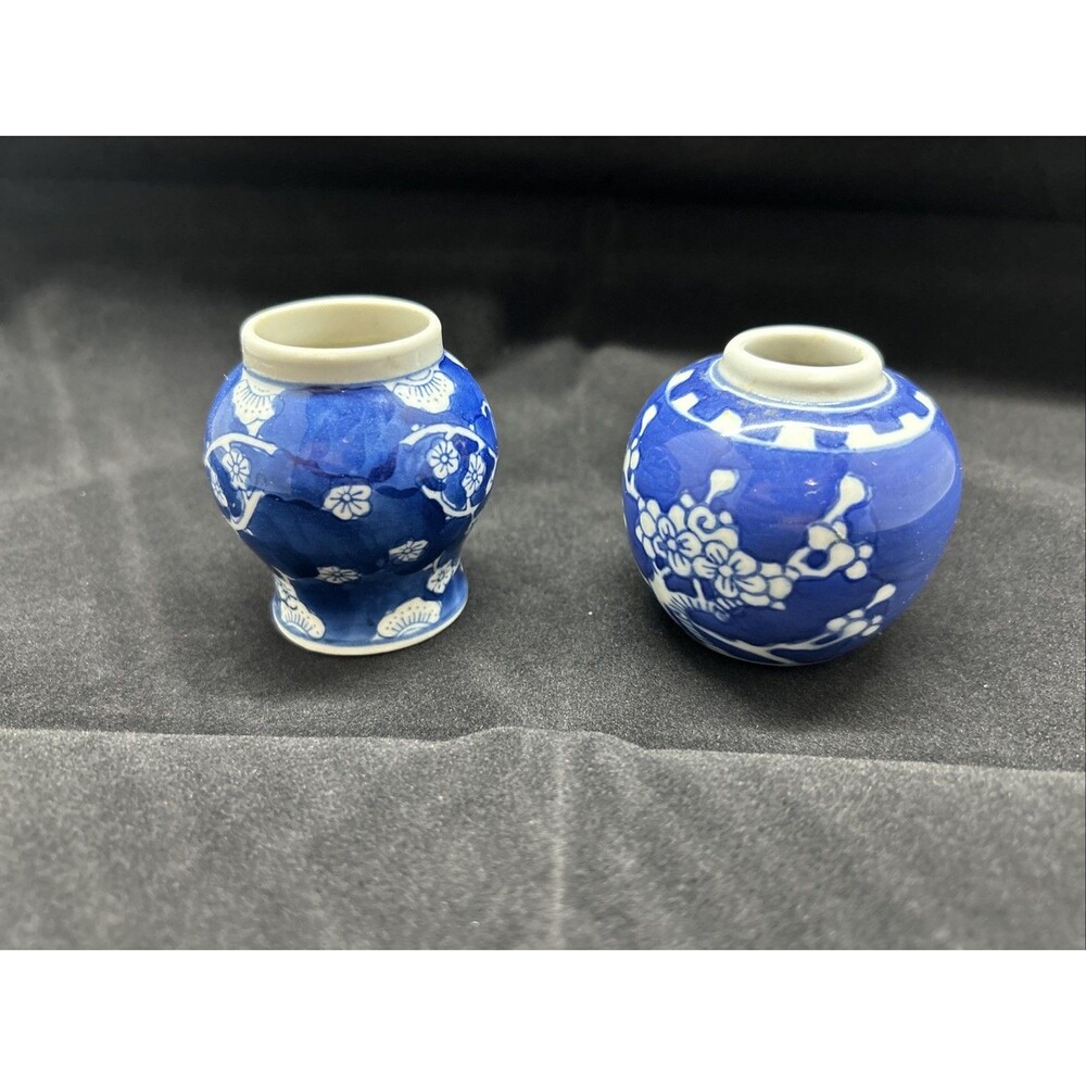 Blue and White Porcelain Jars Squat Round w/ Floral Branch Design Wang Guo
